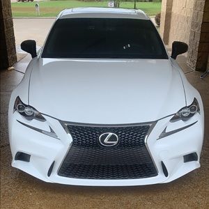 Meet your Posher, Tye